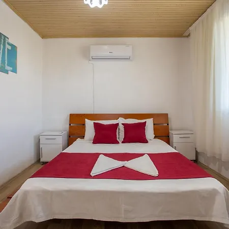 Panorama Apartment *